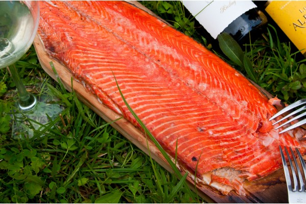 Нерка свежемороженая. Филе на коже, 650 г